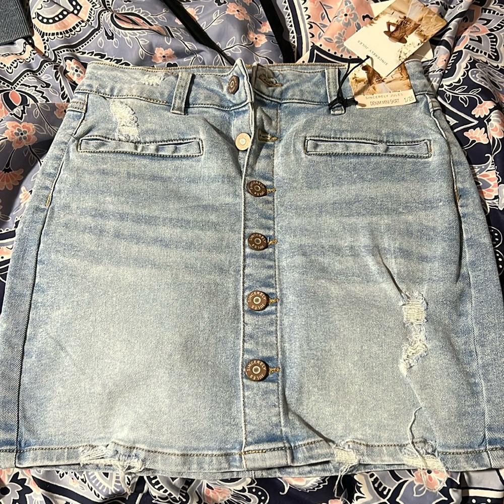 Never worn, brand new